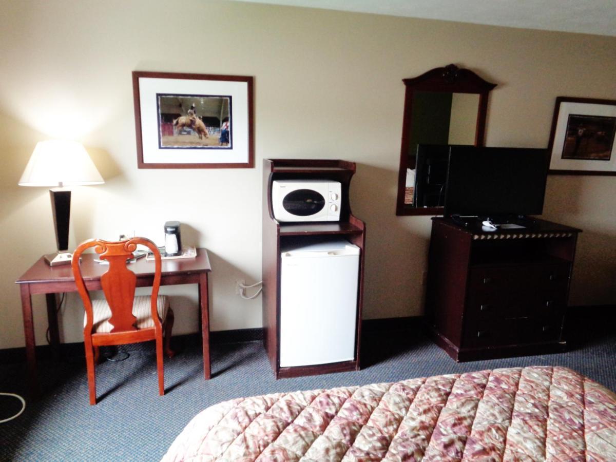 Fairgrounds Inn Du Quoin Экстерьер фото